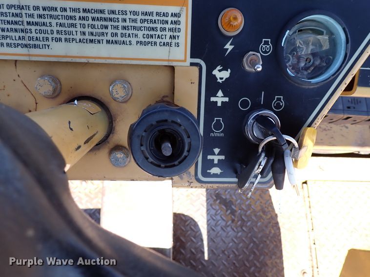 image for item DI5756 2001 Caterpillar PS-360B  pneumatic roller