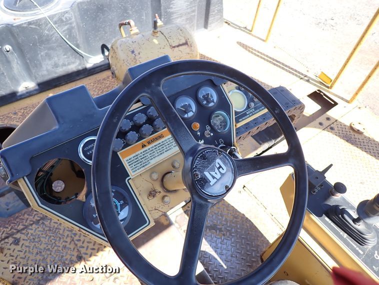 image for item DI5756 2001 Caterpillar PS-360B  pneumatic roller