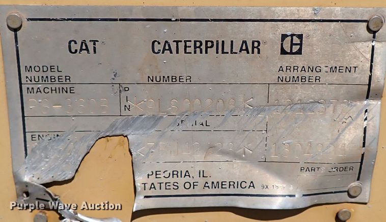 image for item DI5756 2001 Caterpillar PS-360B  pneumatic roller