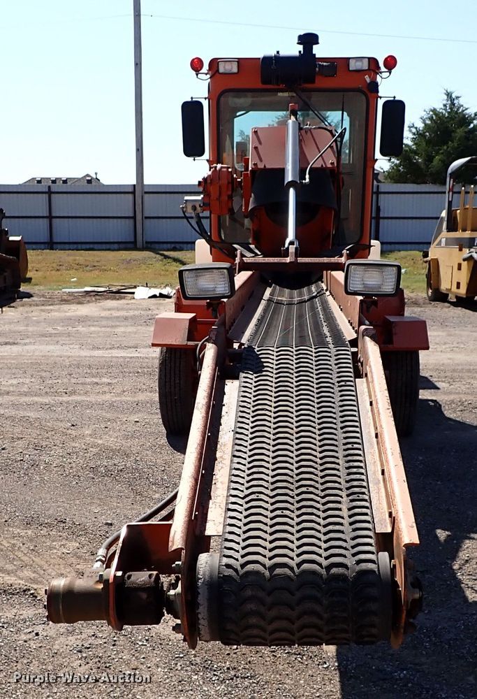 image for item DI5757 Broce MK1  broom