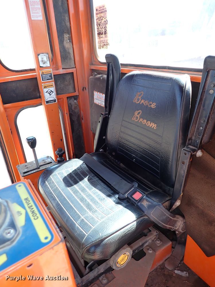 image for item DI5757 Broce MK1  broom