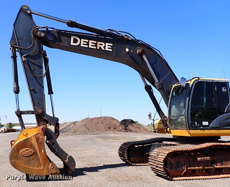 image for item DI5759 2011 John Deere 350G LC  excavator