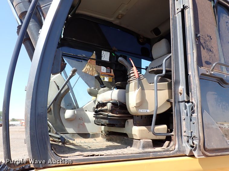 image for item DI5759 2011 John Deere 350G LC  excavator