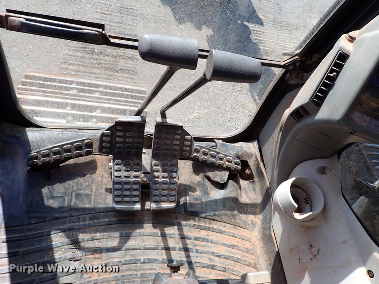 image for item DI5759 2011 John Deere 350G LC  excavator