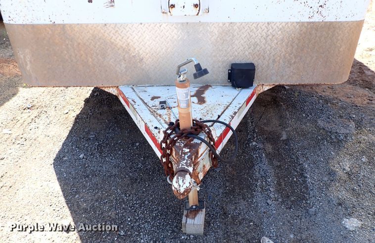 image for item DI5760 2007 W-W  enclosed cargo trailer