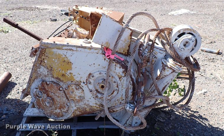 image for item DI5769 Winch