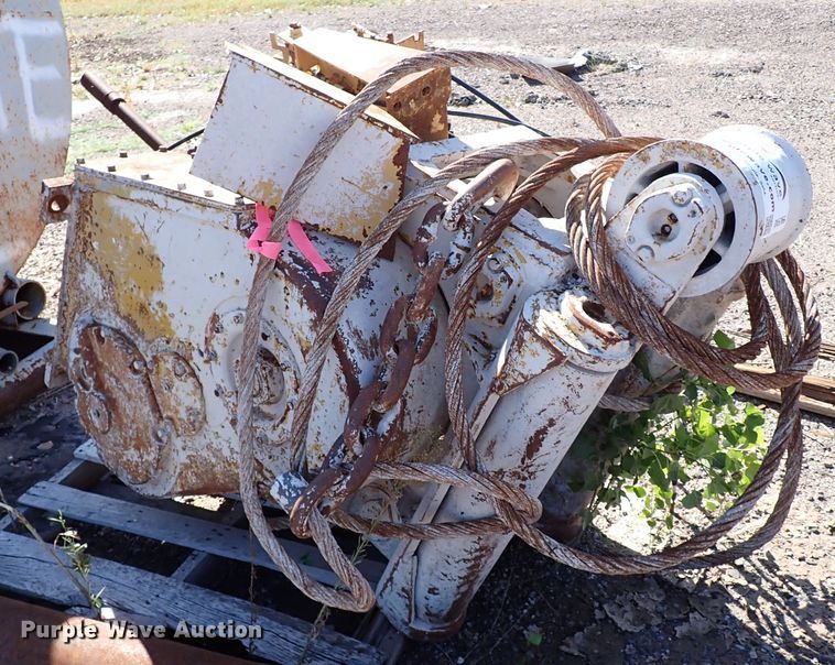 image for item DI5769 Winch