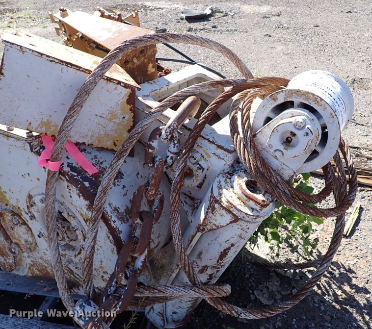 image for item DI5769 Winch