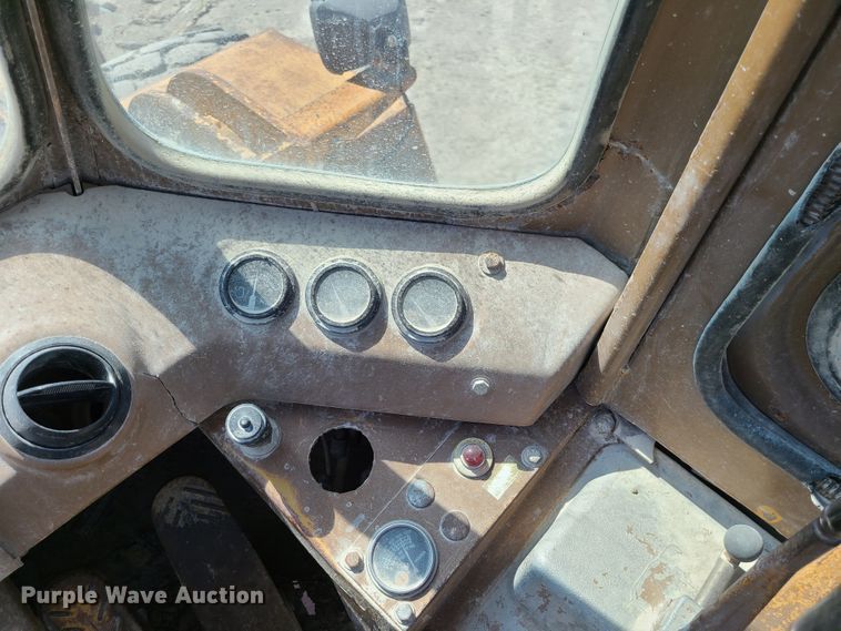 image for item DI6238 1986 Caterpillar 980C  wheel loader