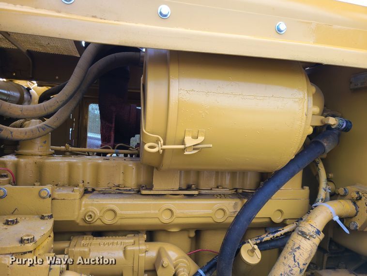 image for item DI6240 1974 Caterpillar D6C  dozer