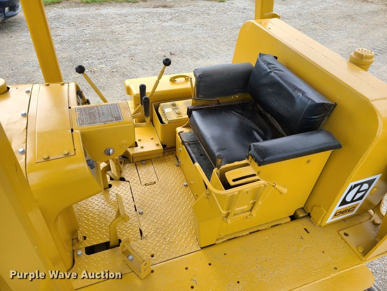 image for item DI6240 1974 Caterpillar D6C  dozer