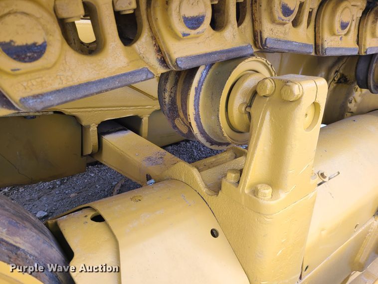 image for item DI6240 1974 Caterpillar D6C  dozer