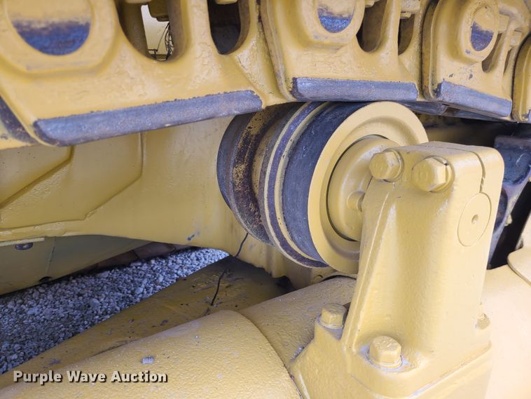 image for item DI6240 1974 Caterpillar D6C  dozer