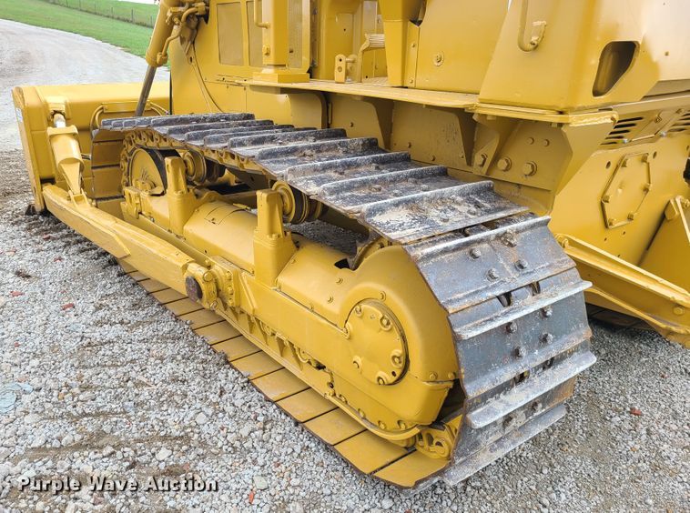 image for item DI6240 1974 Caterpillar D6C  dozer