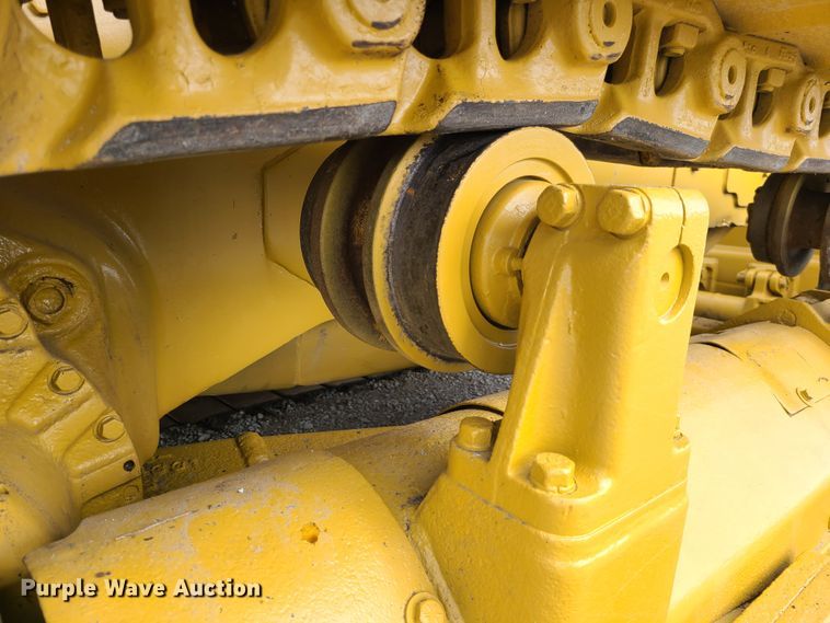 image for item DI6240 1974 Caterpillar D6C  dozer