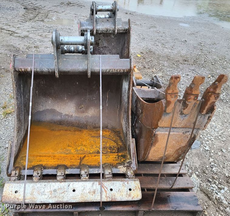 image for item DI6242 2012 Volvo ECR88  mini excavator