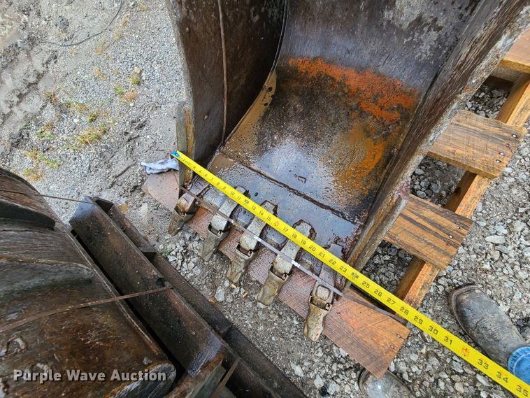 image for item DI6242 2012 Volvo ECR88  mini excavator