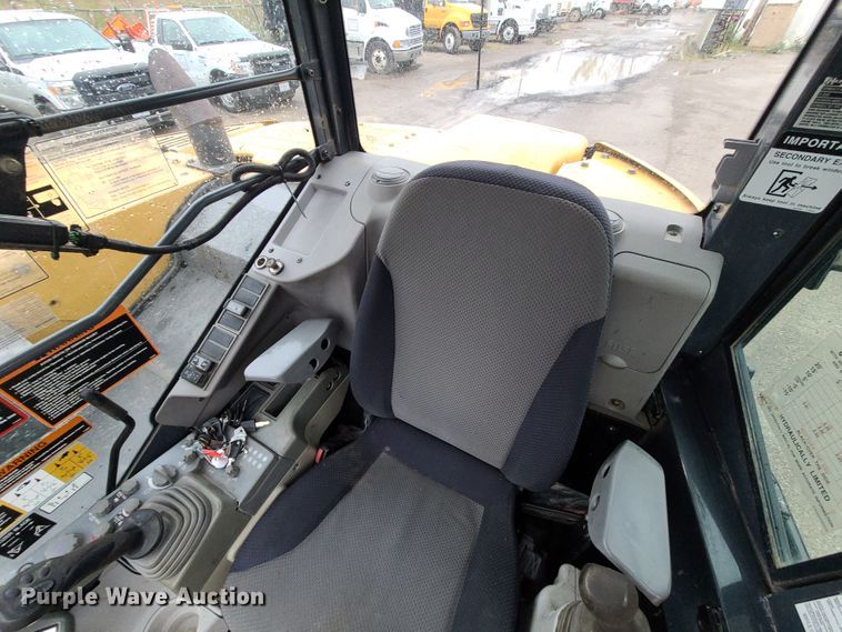 image for item DI6243 John Deere 85G  mini excavator