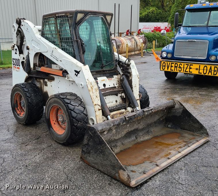 image for item DI6244 2008 Bobcat S300  skid steer loader
