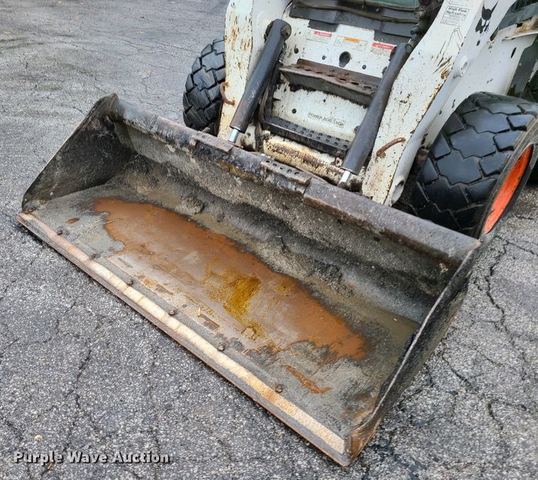 image for item DI6244 2008 Bobcat S300  skid steer loader