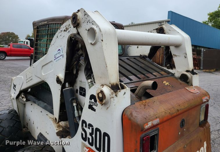 image for item DI6244 2008 Bobcat S300  skid steer loader