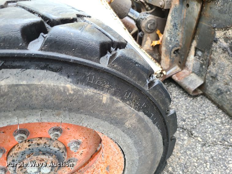 image for item DI6244 2008 Bobcat S300  skid steer loader