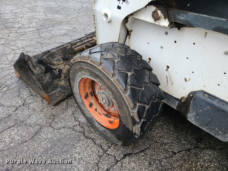 image for item DI6244 2008 Bobcat S300  skid steer loader