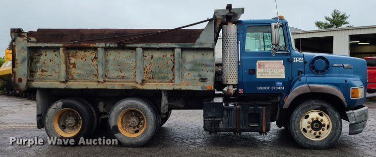 image for item DI6245 1996 Ford Aeromax L9000  dump truck