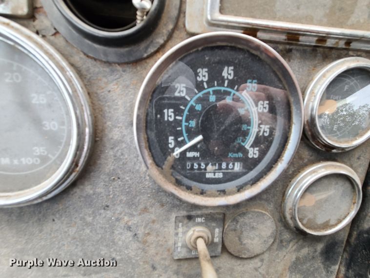 image for item DI6245 1996 Ford Aeromax L9000  dump truck