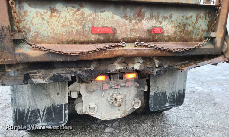 image for item DI6245 1996 Ford Aeromax L9000  dump truck