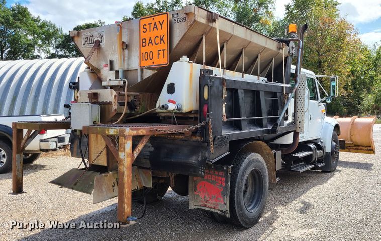 image for item DI6247 1997 International 4900  Crew Cab dump truck