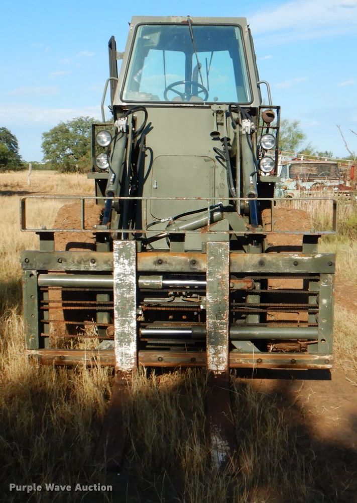 image for item DJ0799 1990 Case M6KN  forklift