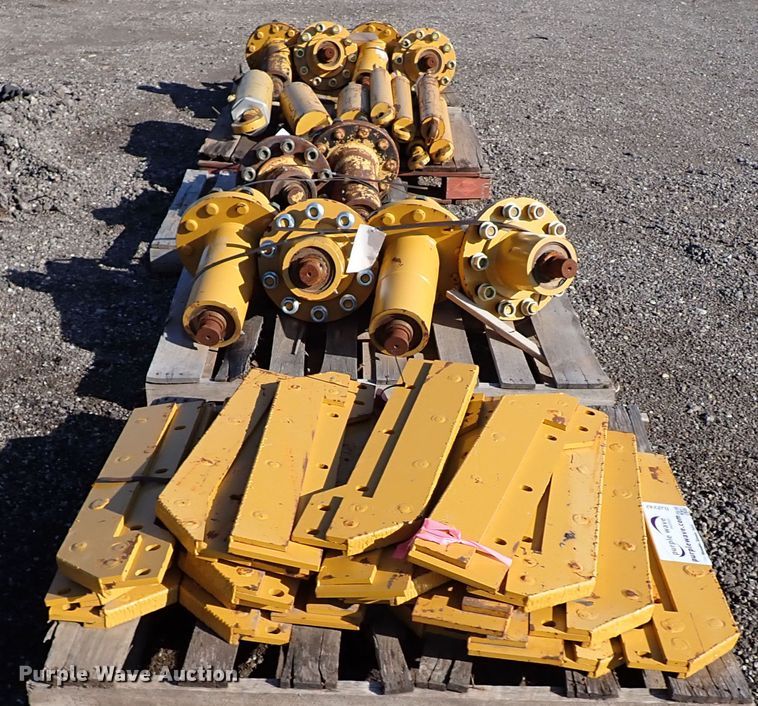 image for item DJ2242 Reynolds scraper parts