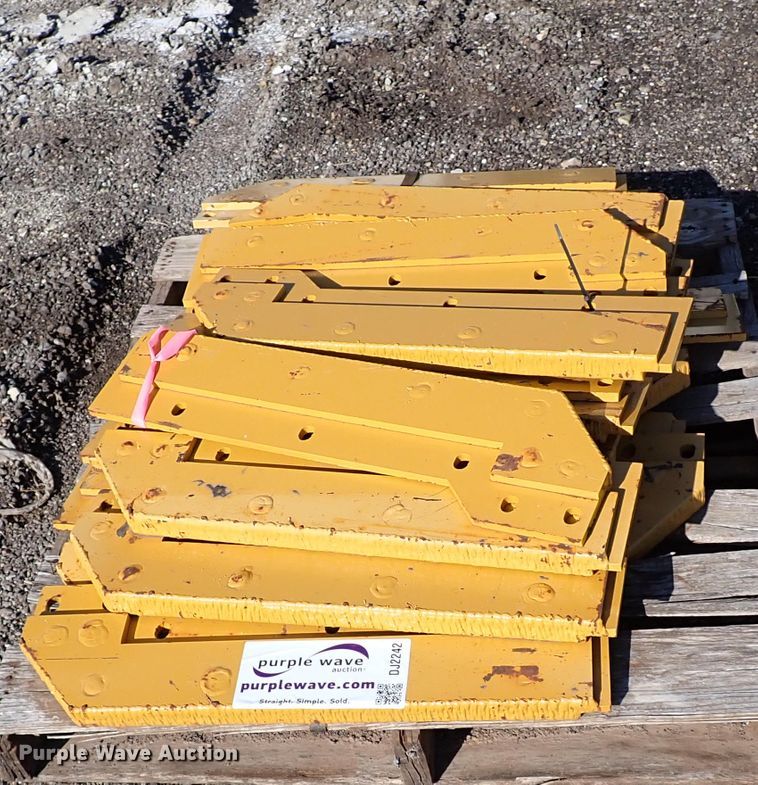 image for item DJ2242 Reynolds scraper parts