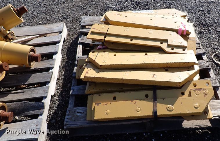 image for item DJ2242 Reynolds scraper parts