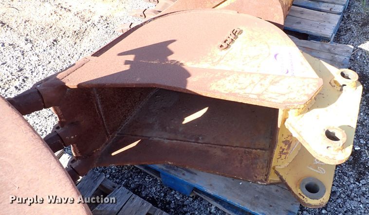 image for item DJ2245 18" W excavator bucket