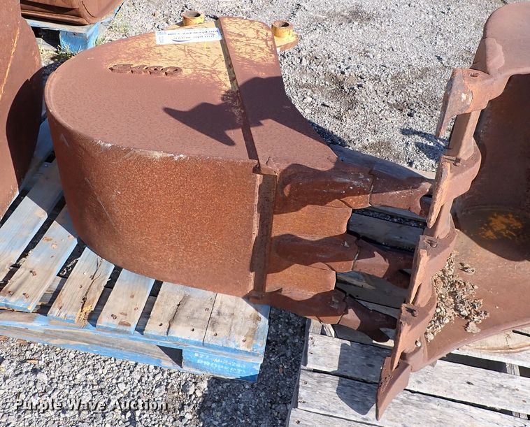 image for item DJ2245 18" W excavator bucket