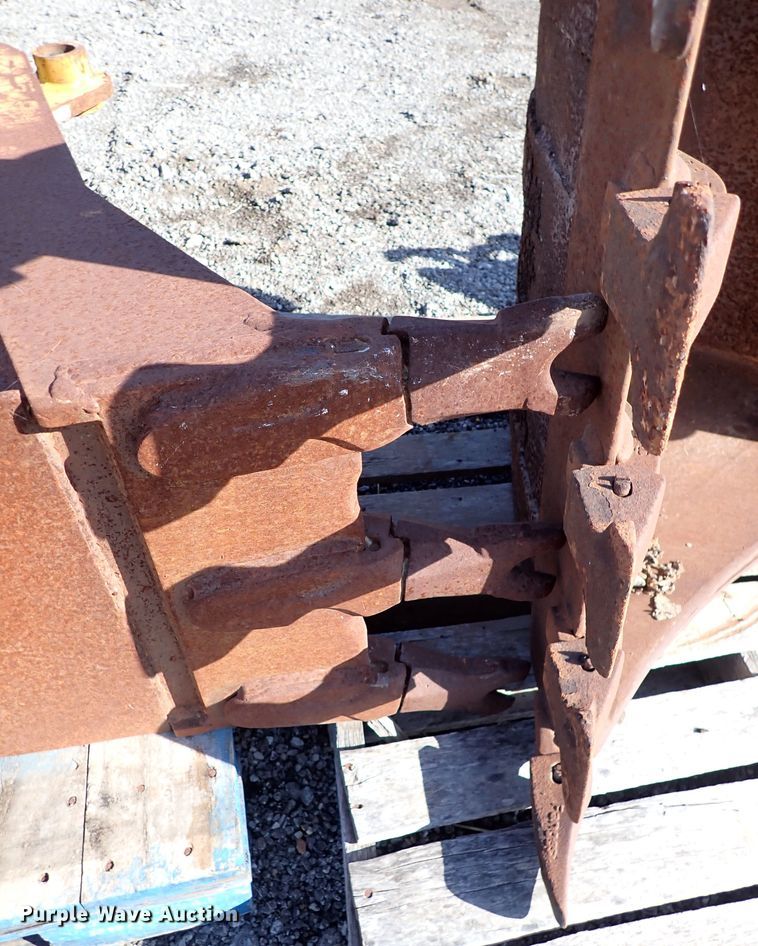 image for item DJ2245 18" W excavator bucket