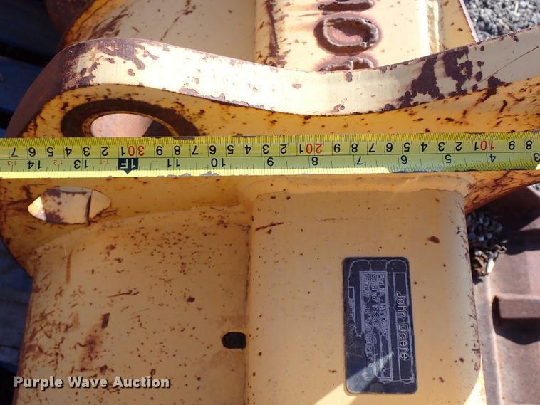 image for item DJ2246 John Deere AT192019 excavator bucket