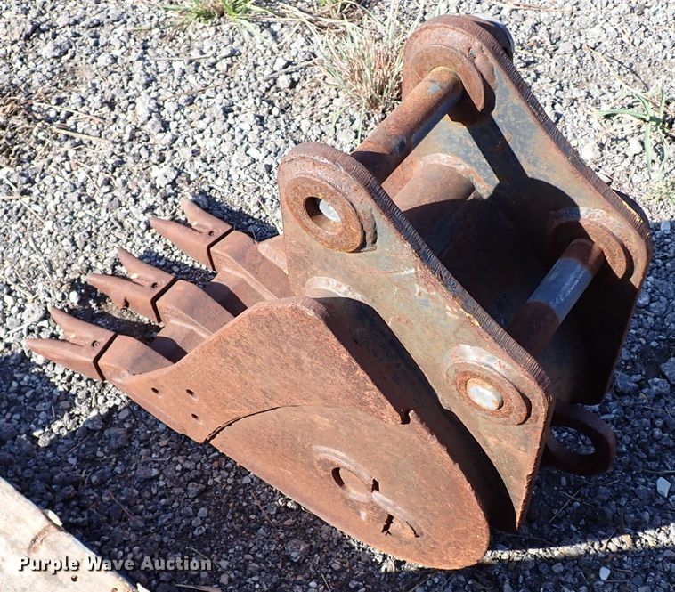 image for item DJ2248 12" W excavator bucket