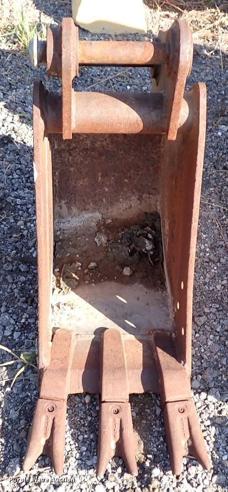 image for item DJ2248 12" W excavator bucket