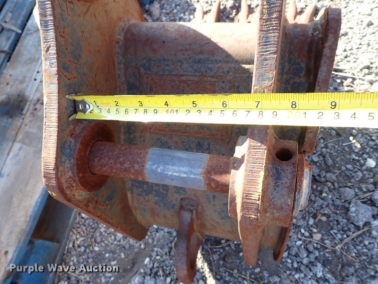 image for item DJ2248 12" W excavator bucket