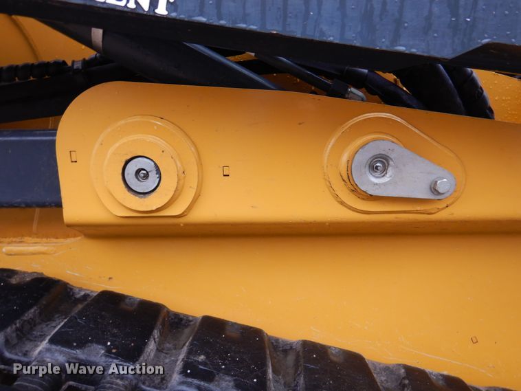 image for item DJ7404 2021 John Deere 333G  tracked skid steer loader