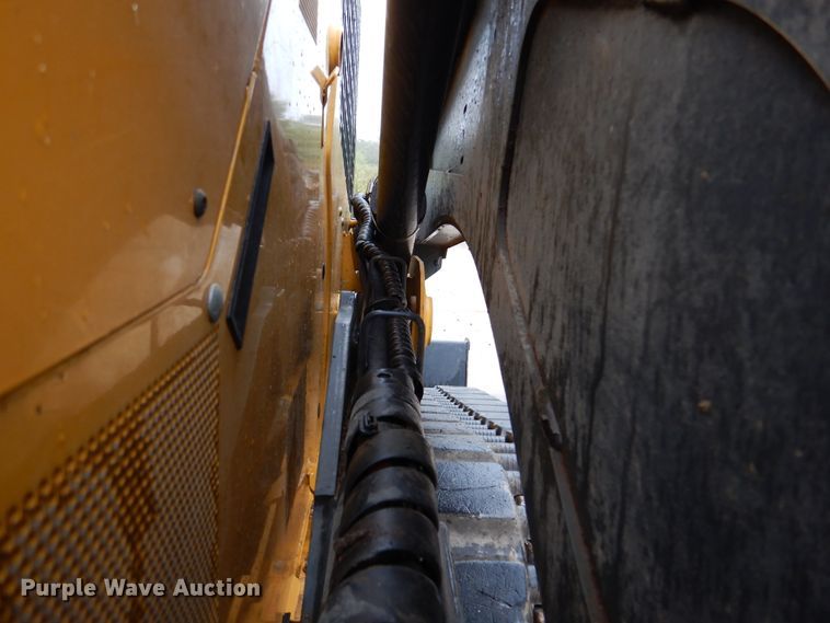 image for item DJ7404 2021 John Deere 333G  tracked skid steer loader