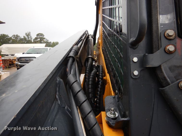 image for item DJ7404 2021 John Deere 333G  tracked skid steer loader