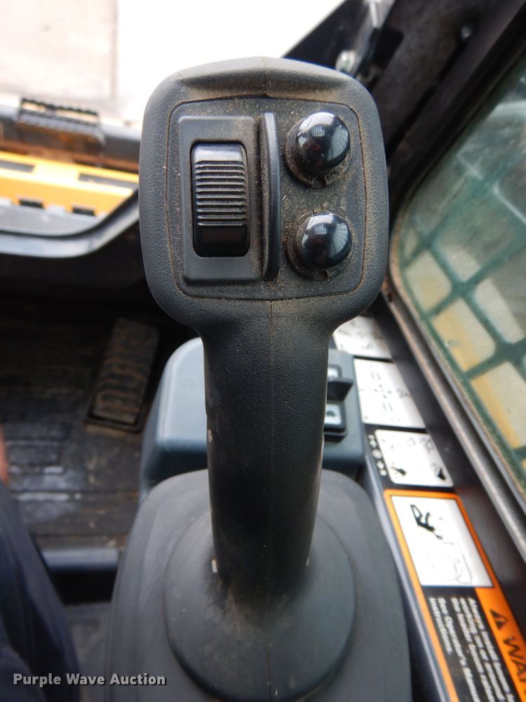 image for item DJ7404 2021 John Deere 333G  tracked skid steer loader