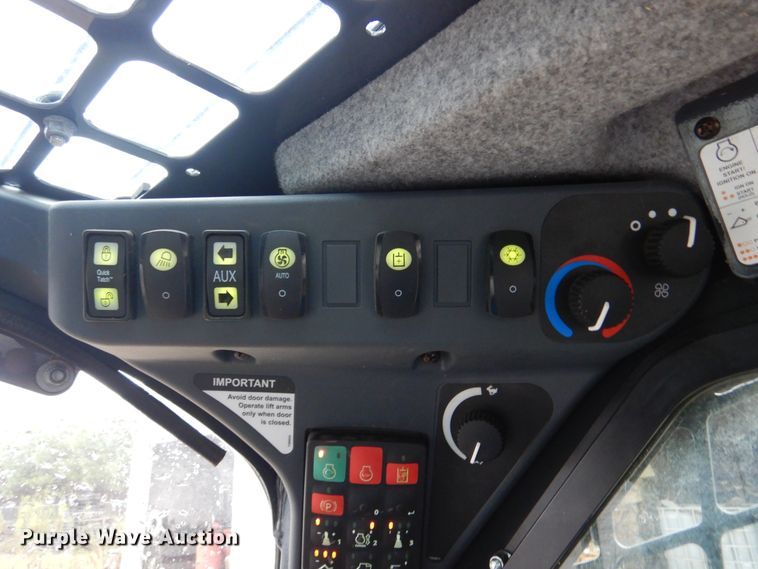 image for item DJ7404 2021 John Deere 333G  tracked skid steer loader