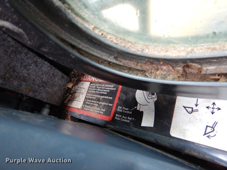 image for item DJ7404 2021 John Deere 333G  tracked skid steer loader