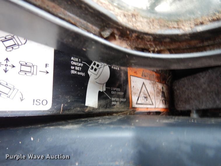 image for item DJ7404 2021 John Deere 333G  tracked skid steer loader