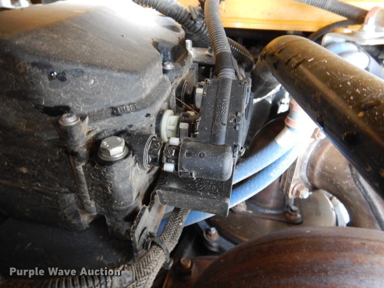 image for item DJ7404 2021 John Deere 333G  tracked skid steer loader